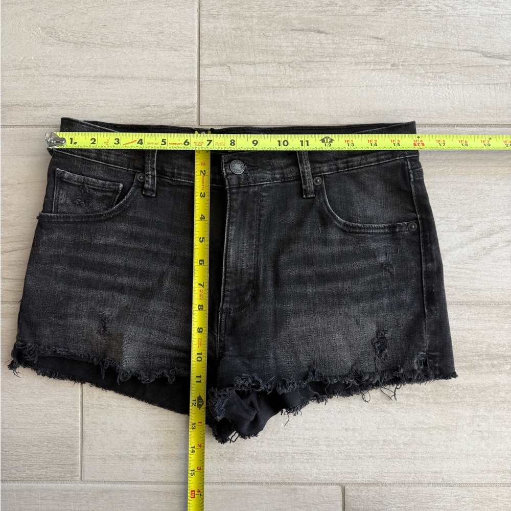 Lucky Brand Women's Distressed Black Jean Shorts - Picture 2 of 8